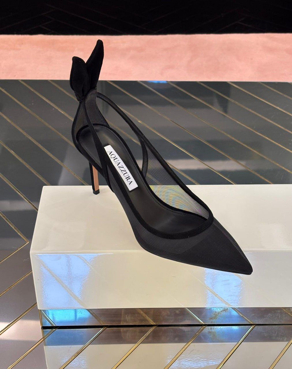 Bow Tie Pump