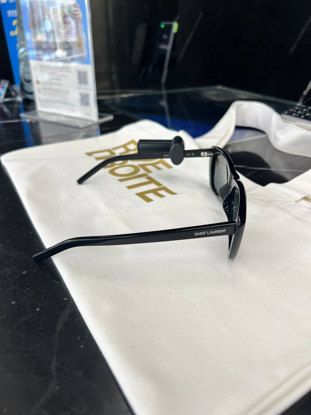 Symbole Sunglasses