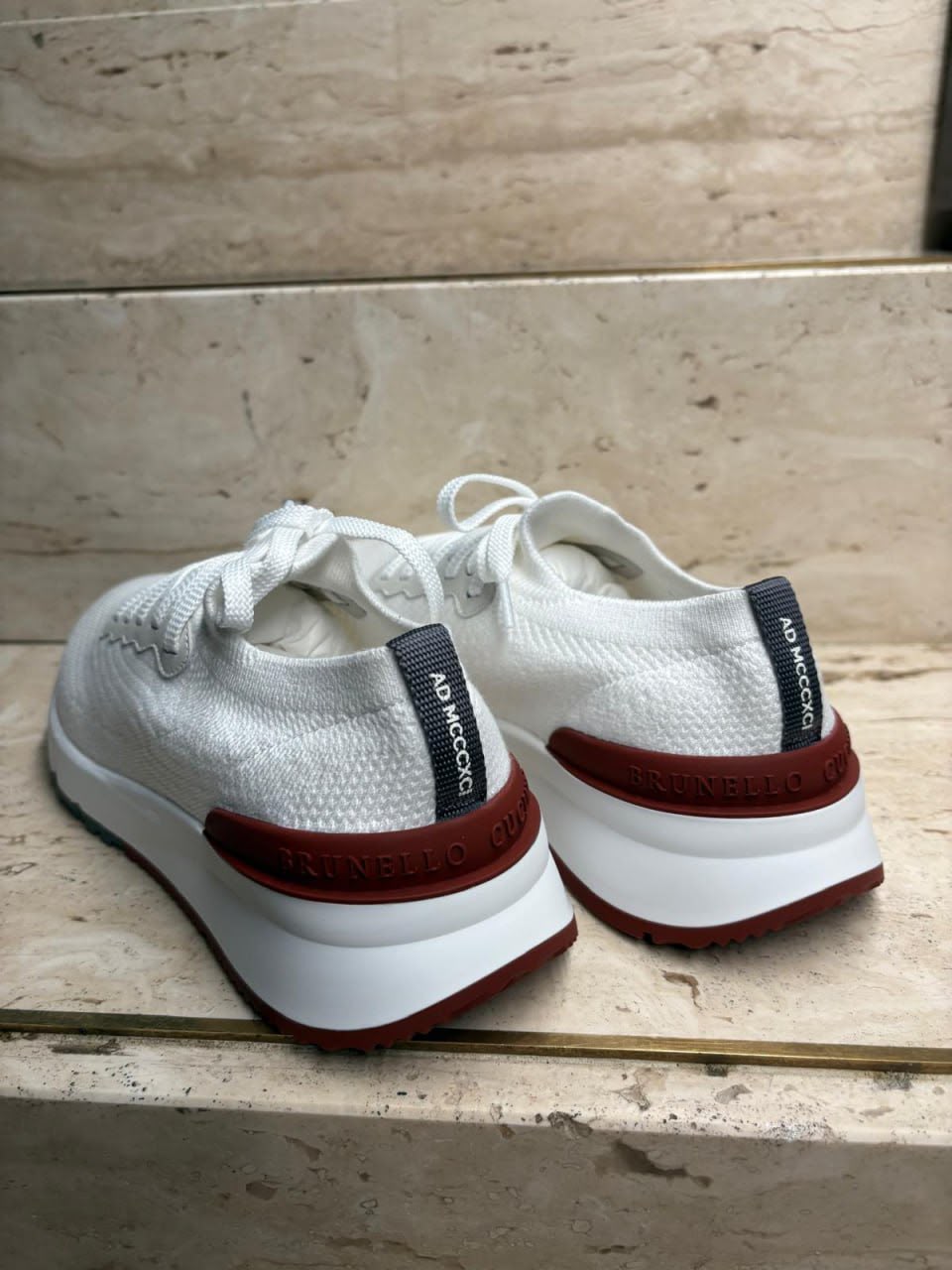 Runner Sneakers in Knit Fabric