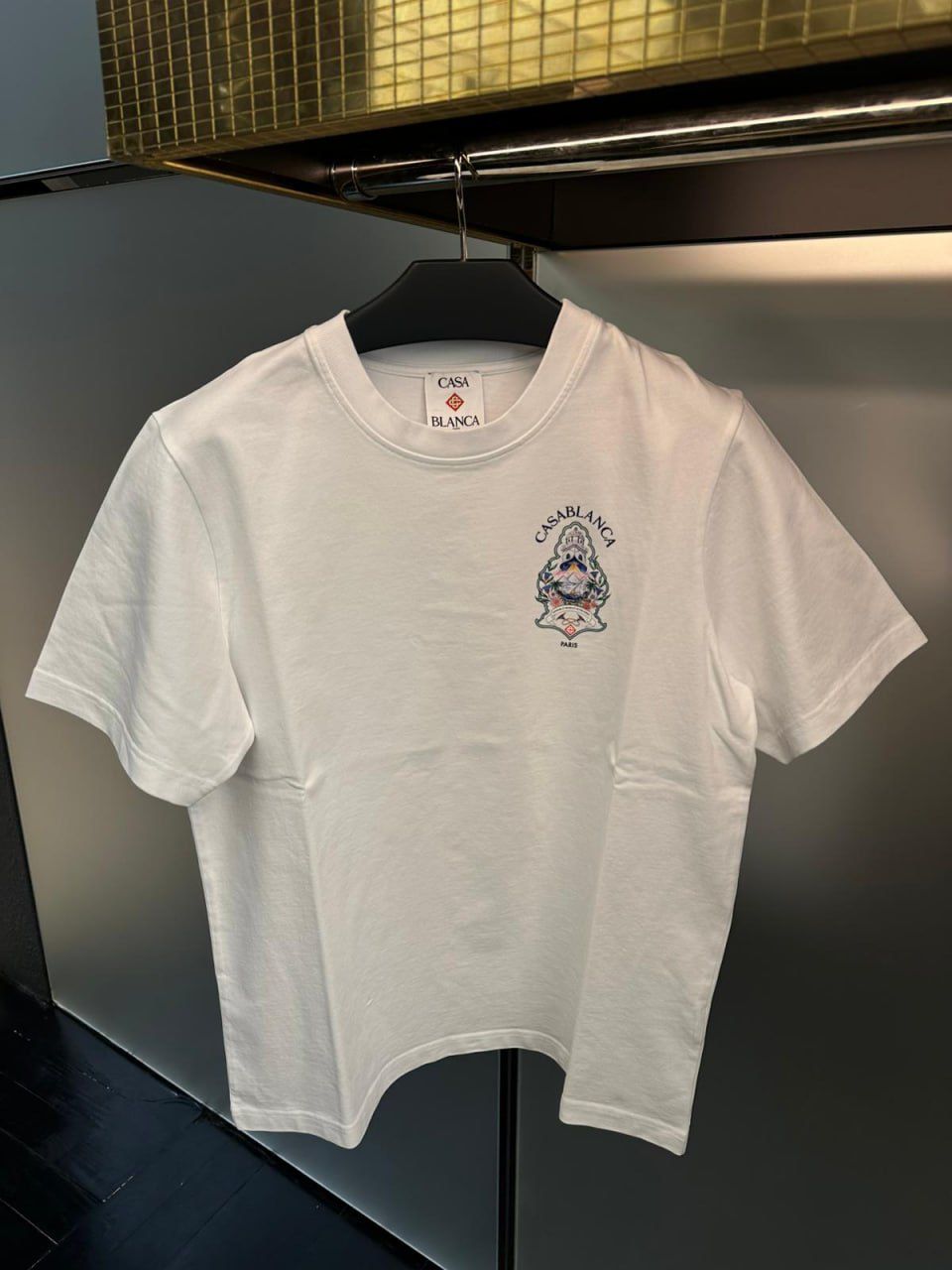 'Looking at the Beauty of the World' T-Shirt