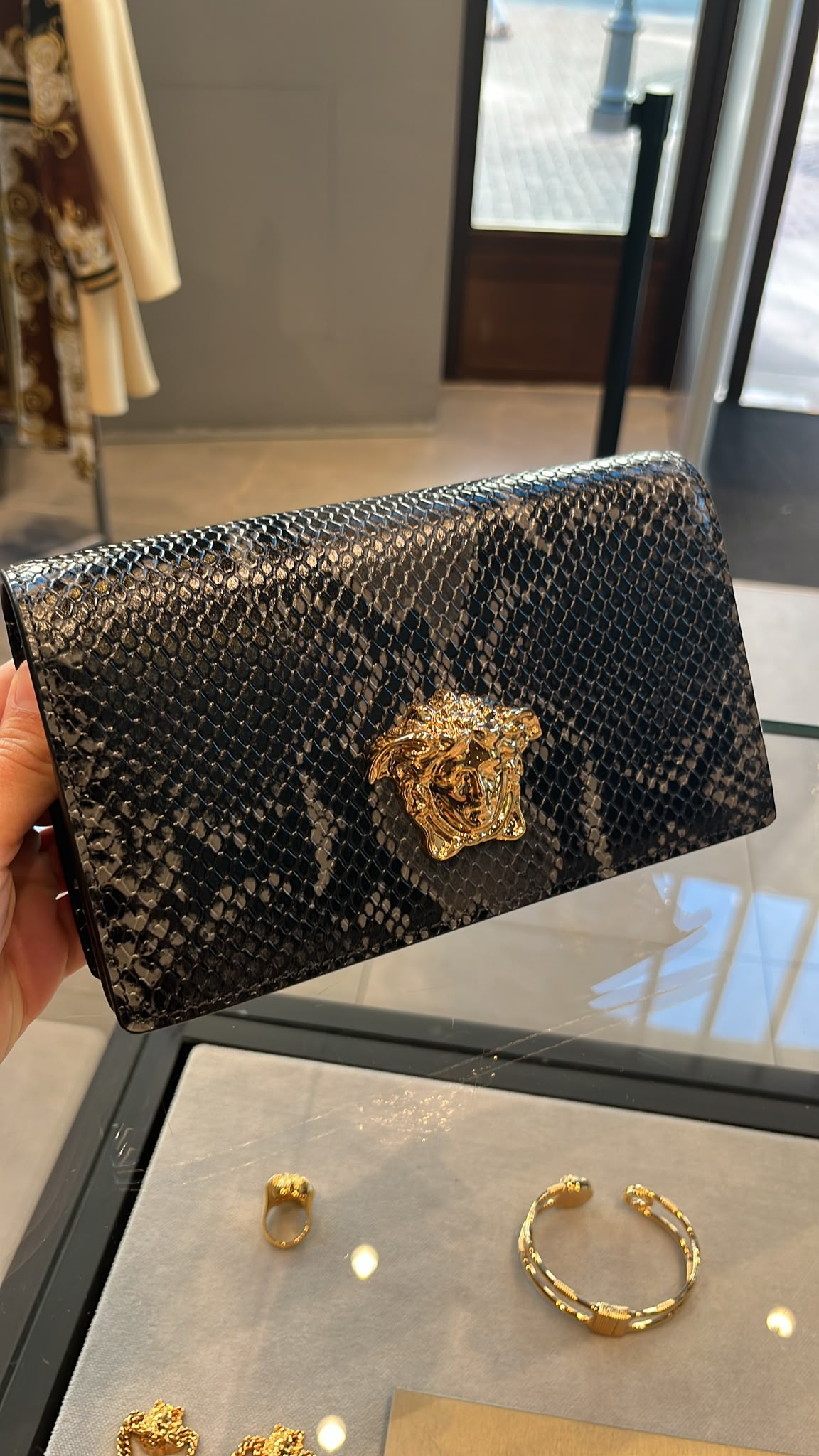 La Medusa Clutch