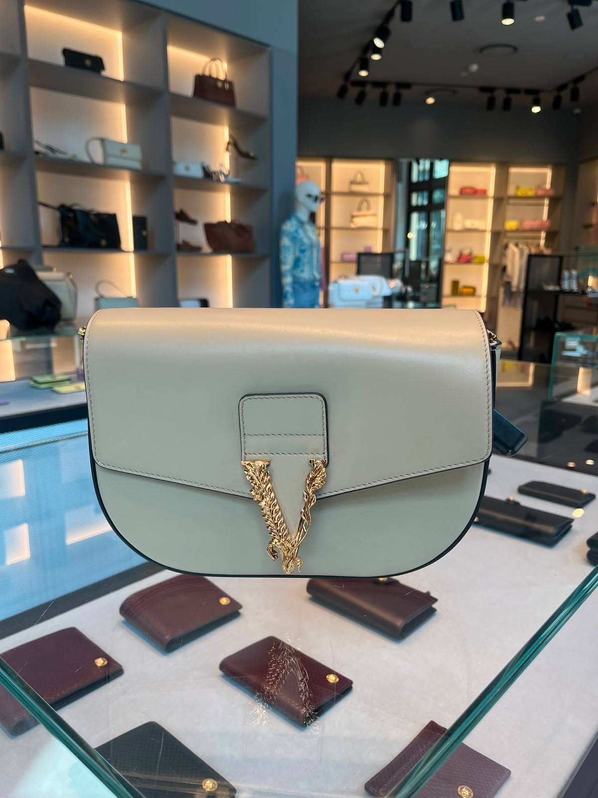 Virtus Shoulder Bag