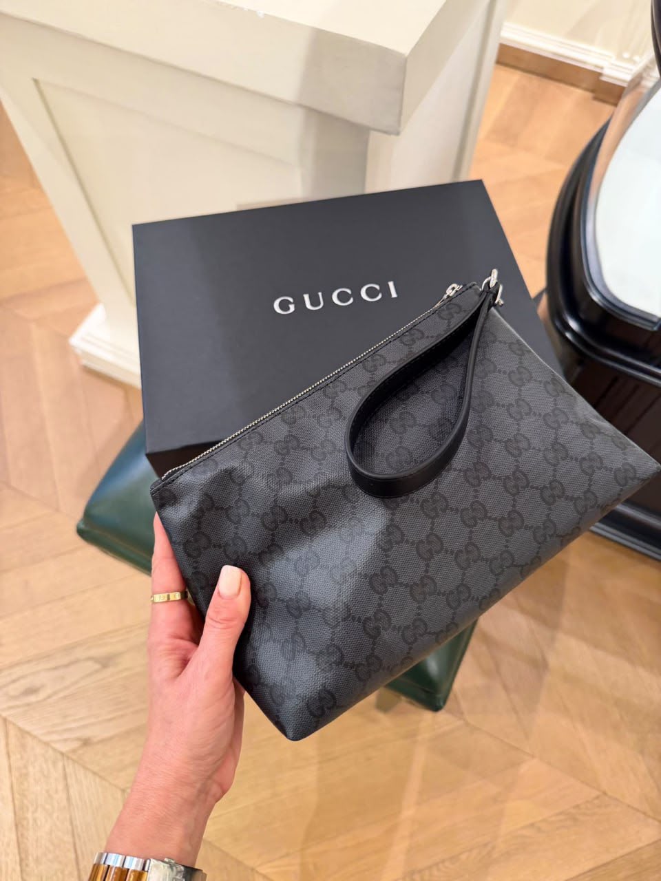 GG Supreme Pouch