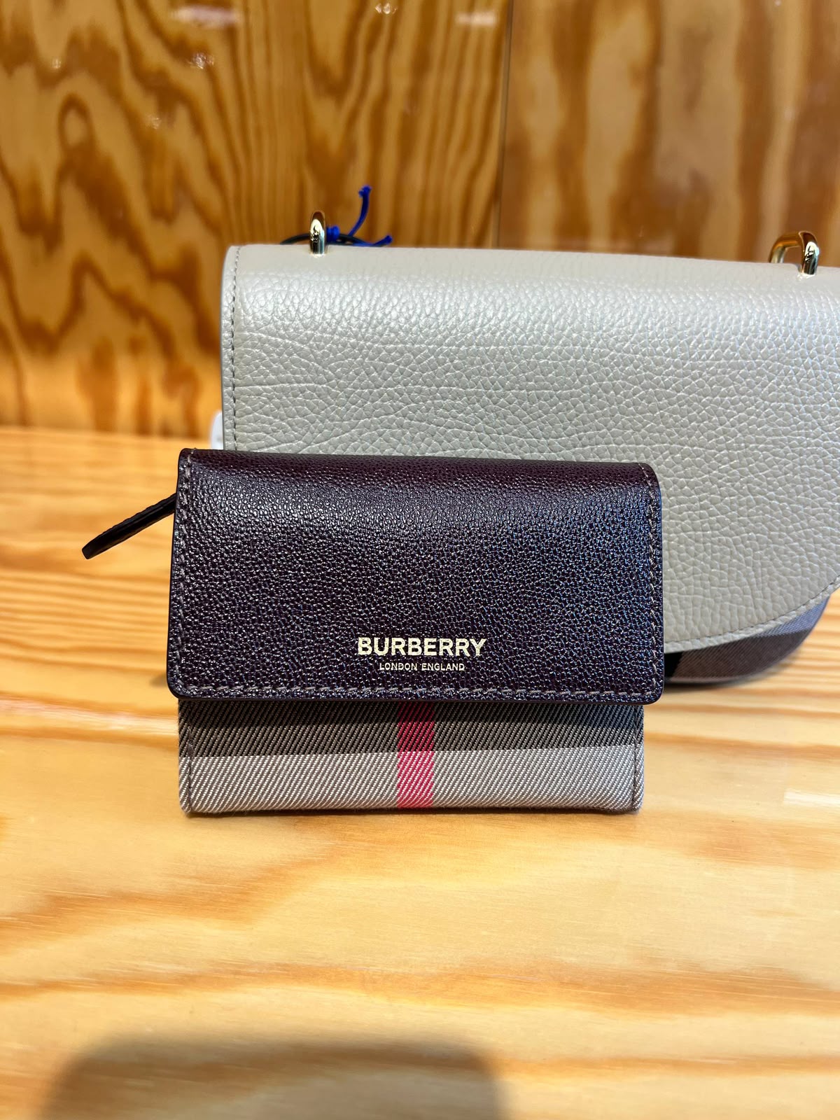 Lola Grainy Leather and Vintage Check Folding Card Case