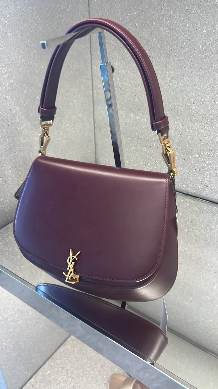 Le 5 à 7 Supple Small Hobo Bag