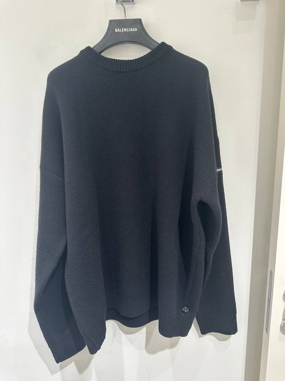 Rubber Logo Patch Sweater