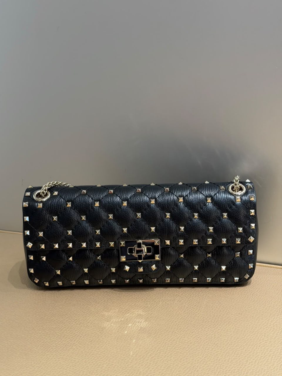 Garavani Rockstud Spike Chain Bag