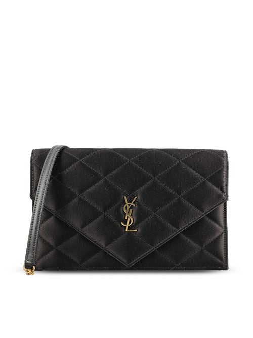 Pochette realizzata in viscosa