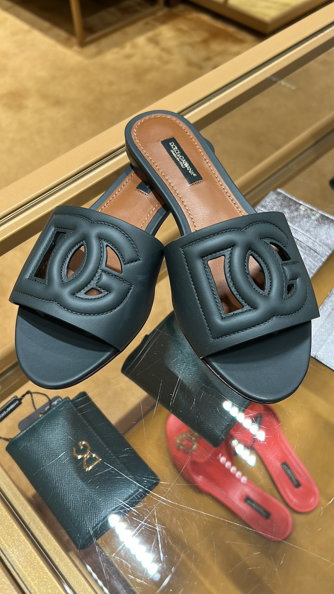DG Logo Slides in Calfskin