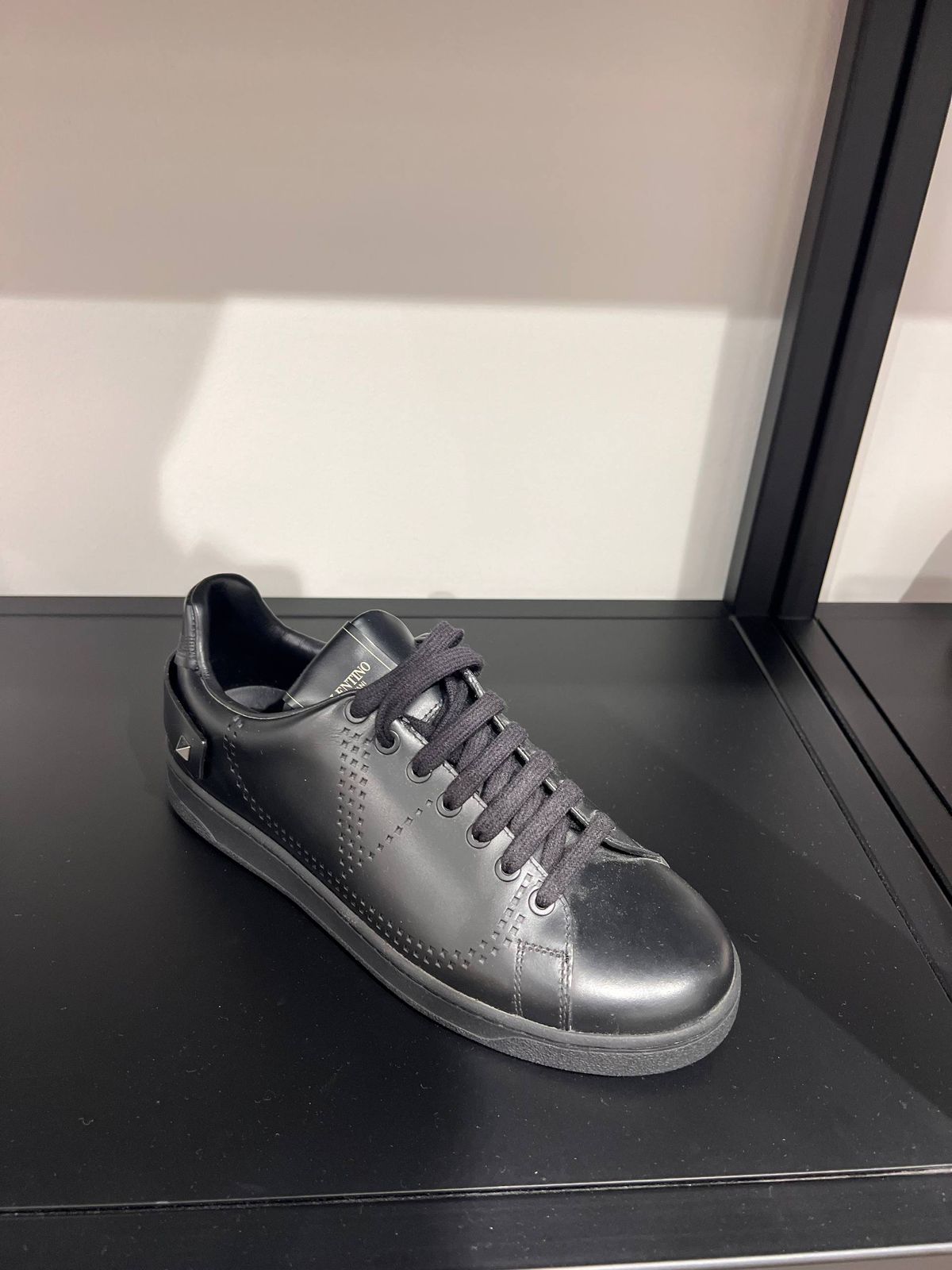 Valentino Garavani One Stud Low-Top Sneaker
