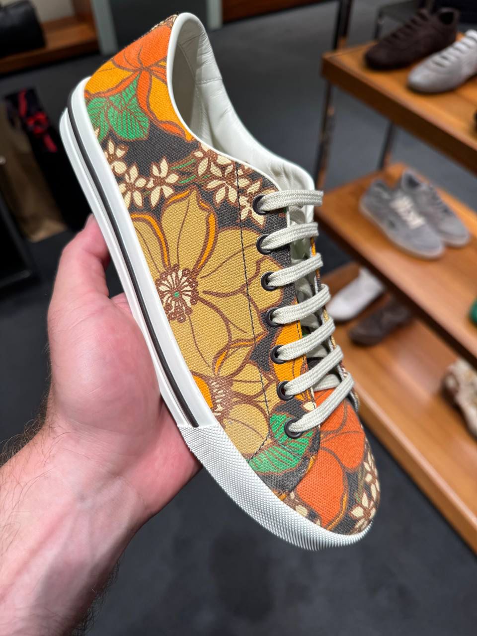 Summer Walk Sneakers in Floral Print Canvas