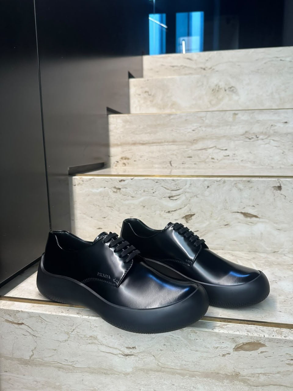 Downtown Brushed Leather Sneakers