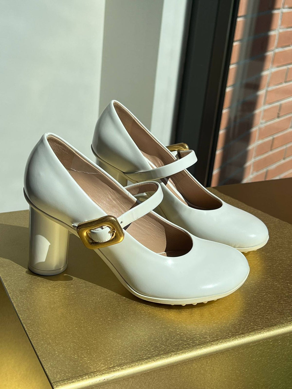 Leather Mary Jane Pumps