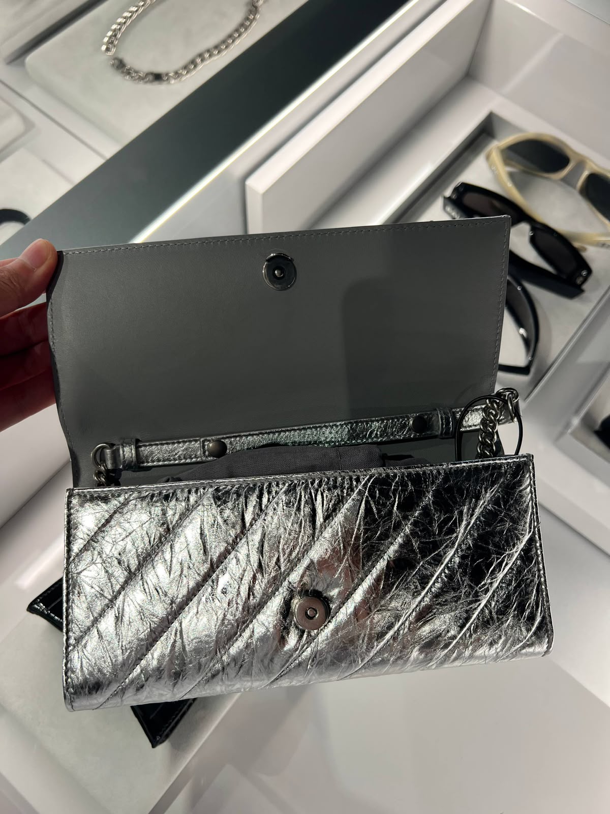 5 à 7 Chain Wallet in Crinkled Metallic Leather