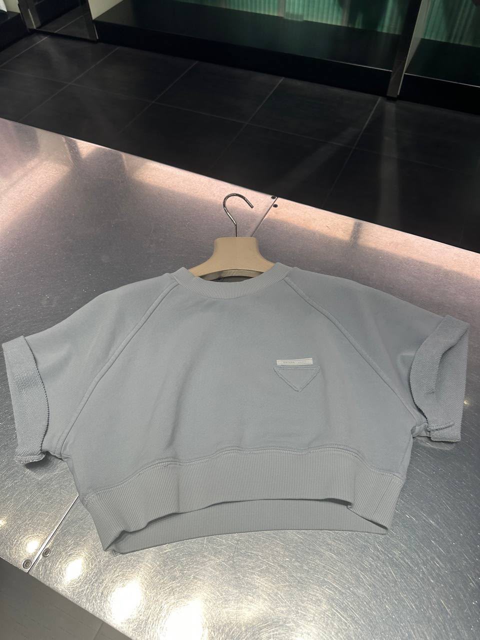 Heavy cotton cropped sweatshirt