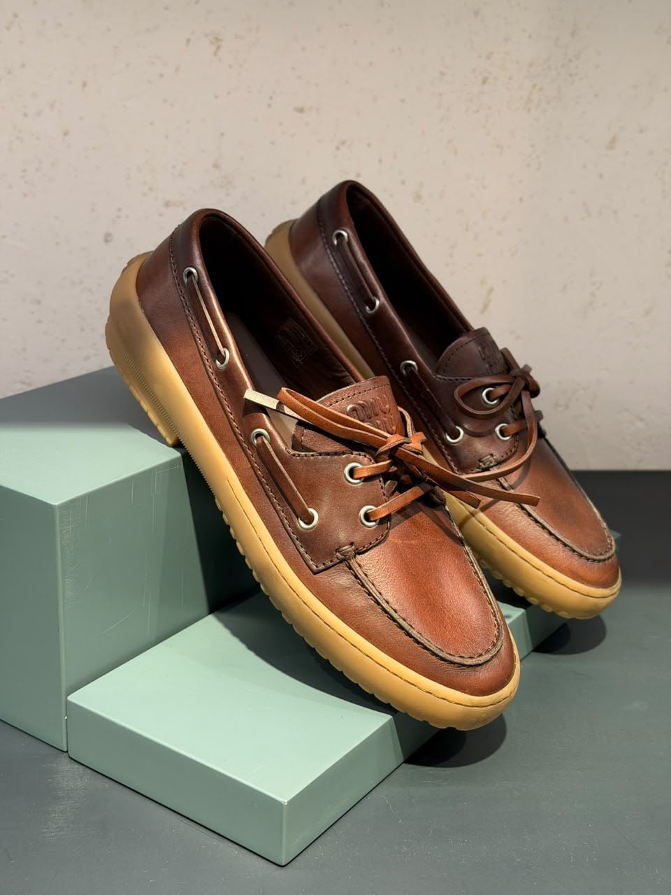 Leather boat shoes
