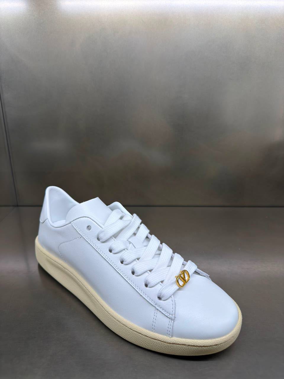 Garavani One Stud Low-Top Sneaker