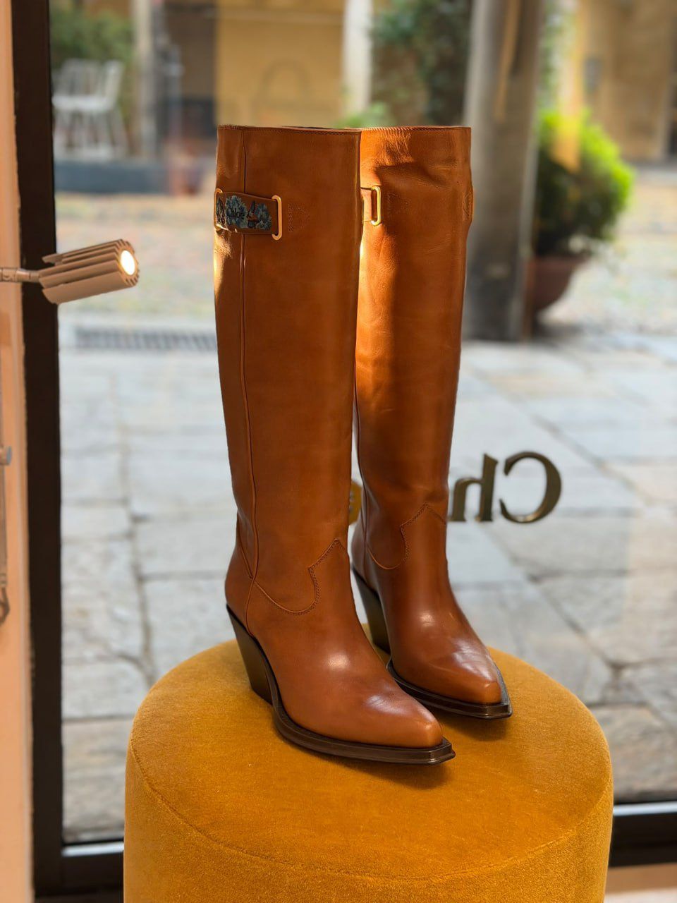 'Betty' Leather Boots