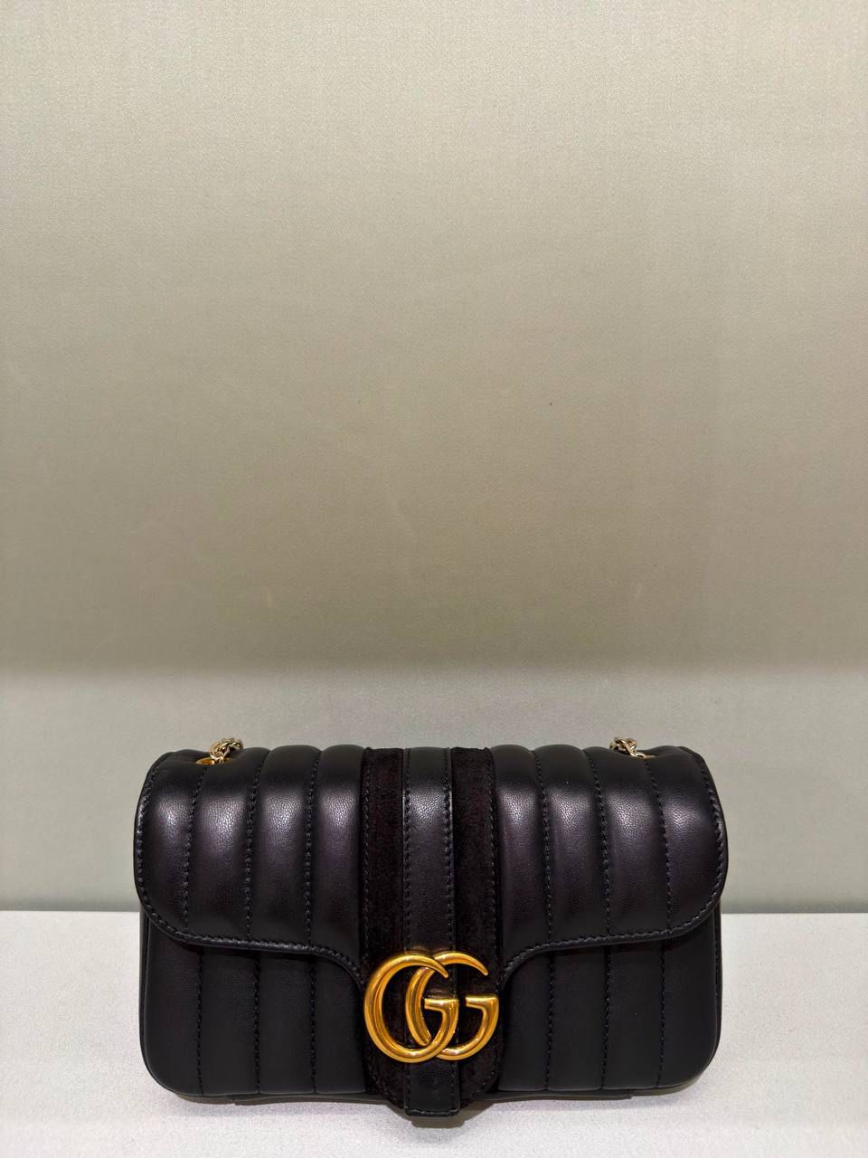 GG Marmont Small Shoulder Bag