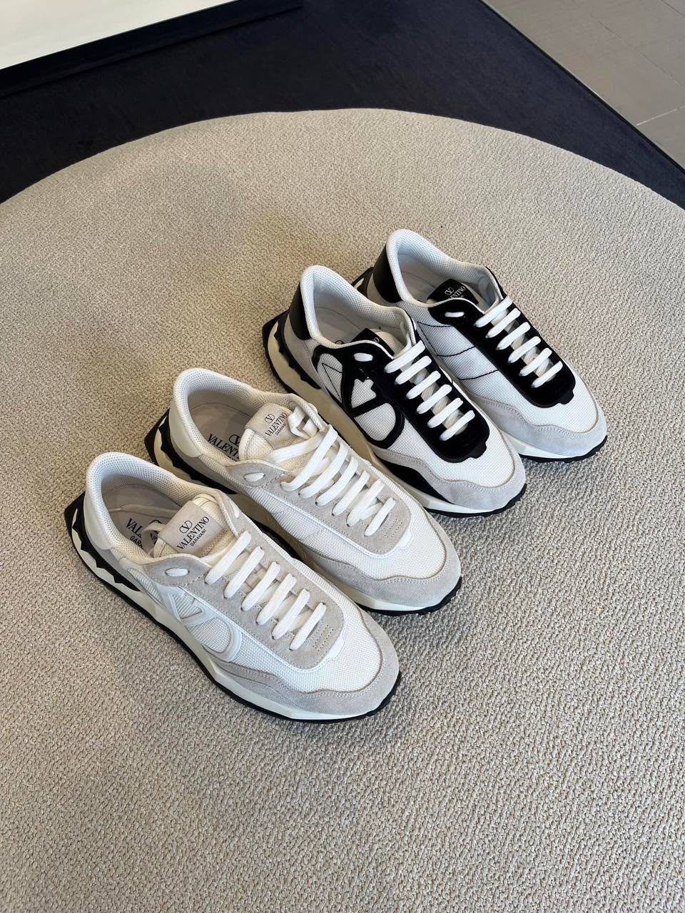 Garavani One Stud Low-Top Sneaker