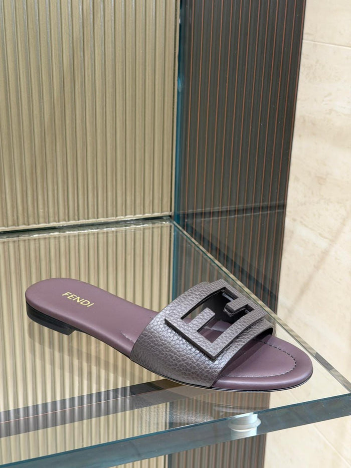 O'Lock Slide Sandals