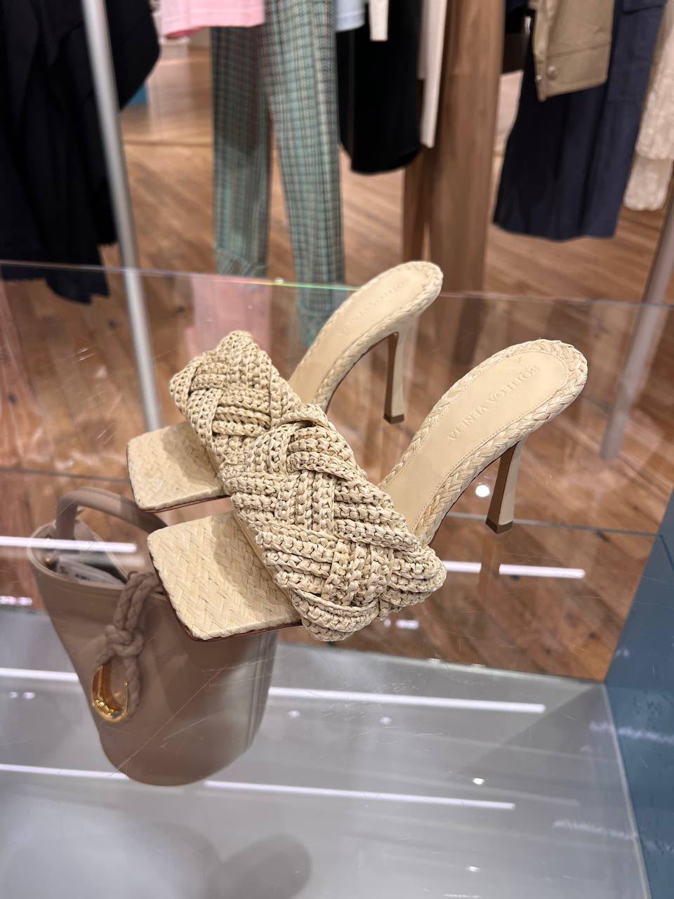 Lido Intrecciato Raffia Mules