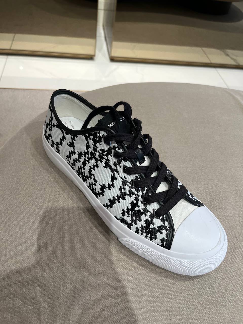 Palace Low Top Sneakers