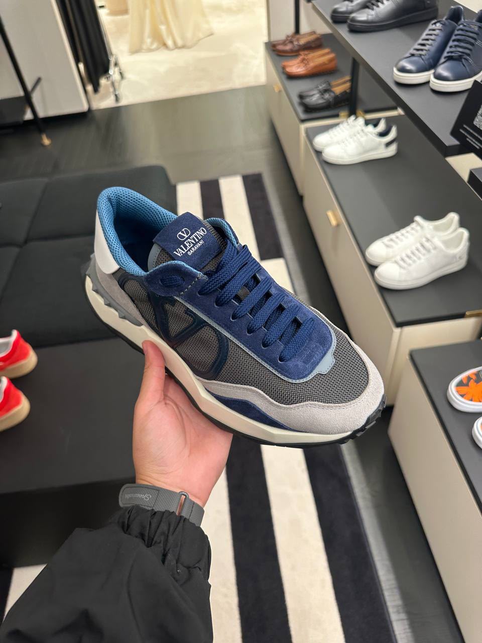 Garavani One Stud Low-Top Sneaker