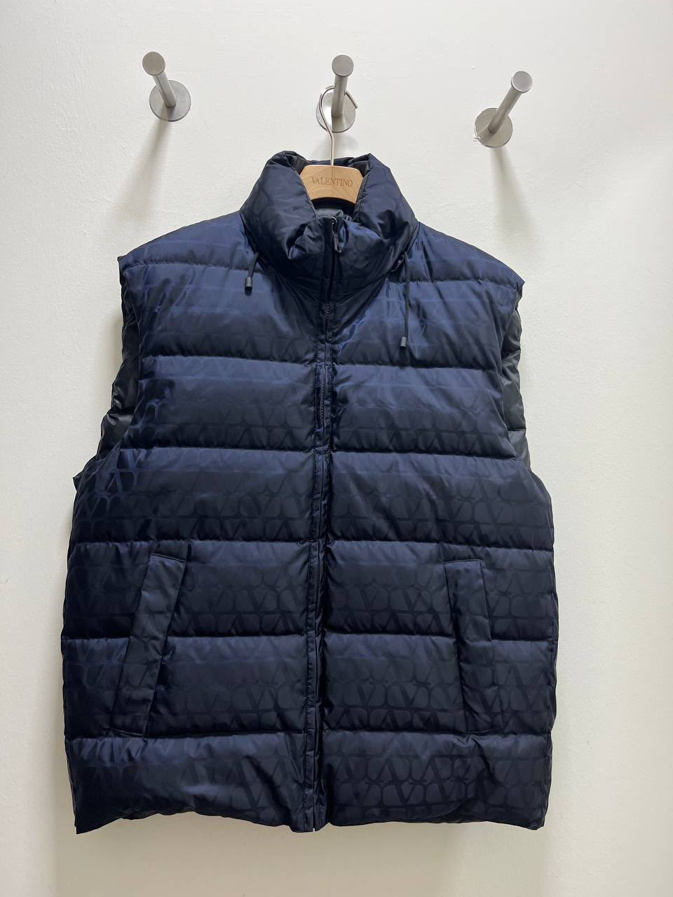VLogo Signature Puffer Vest