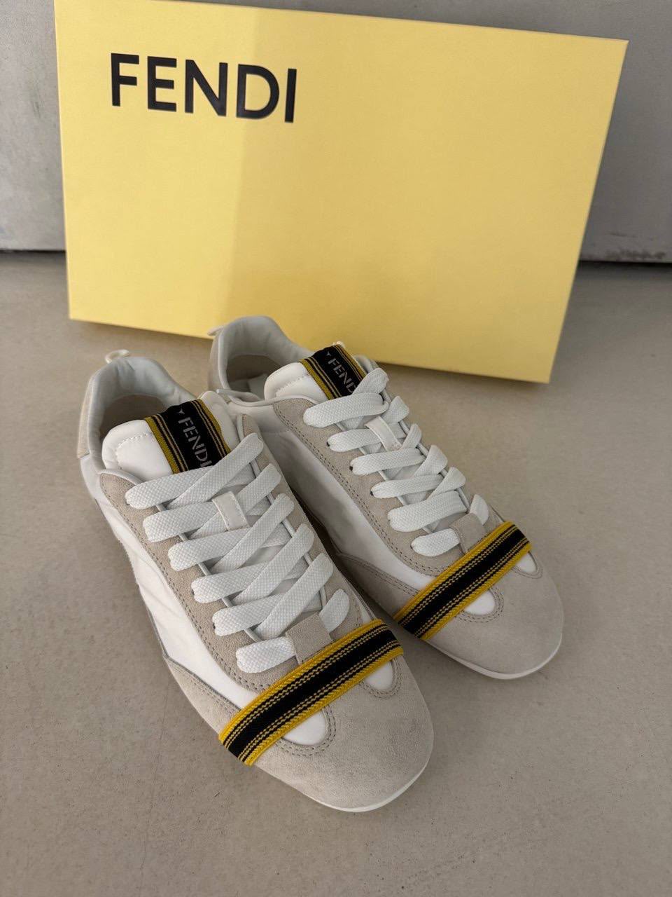 Match Sneakers