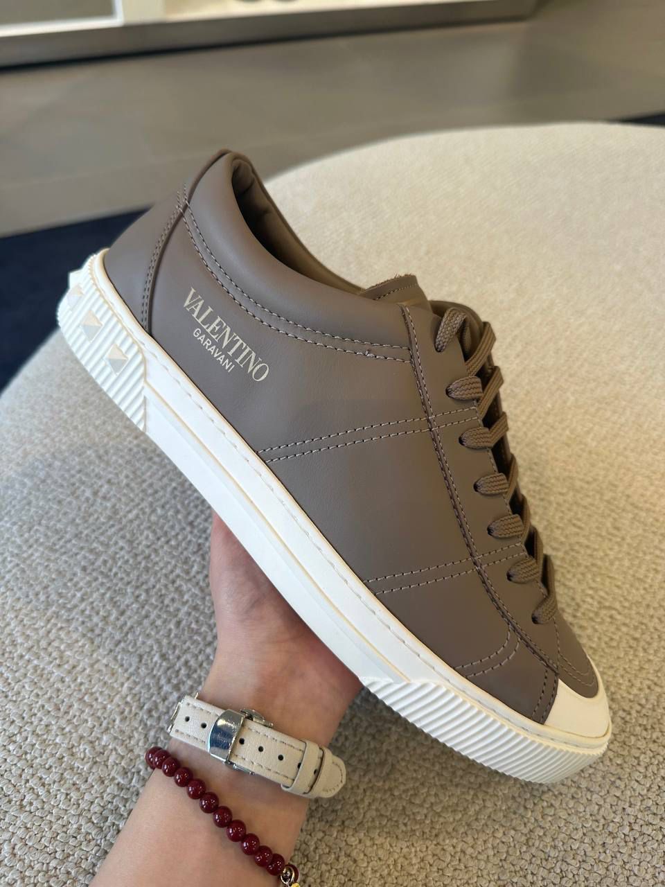 One Stud Low-Top Sneaker