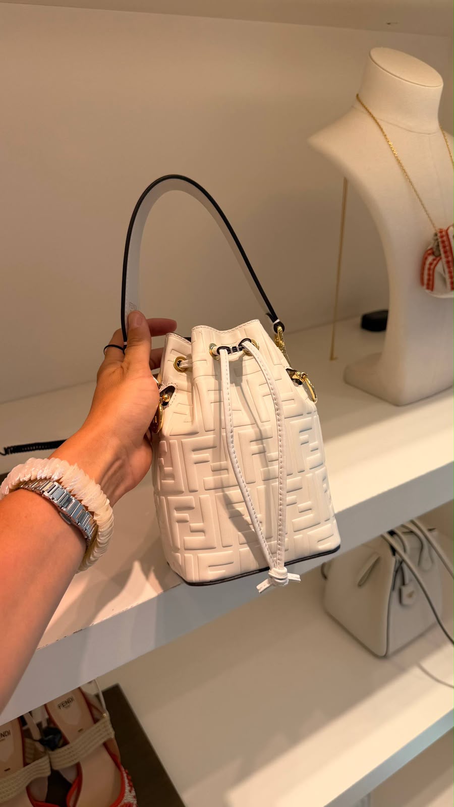Mon Tresor Bucket Bag