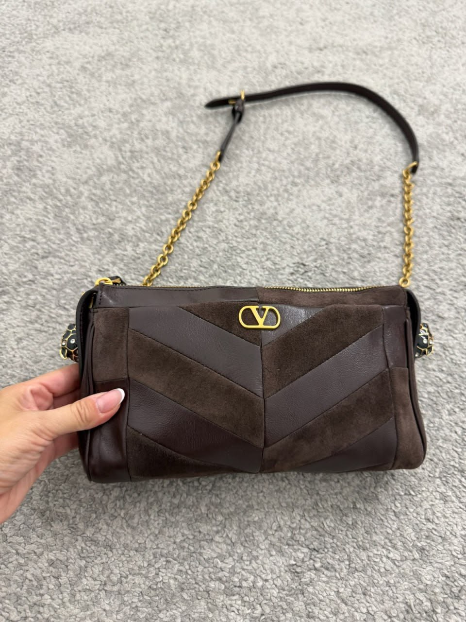Garavani VLogo Signature Chevron Shoulder Bag
