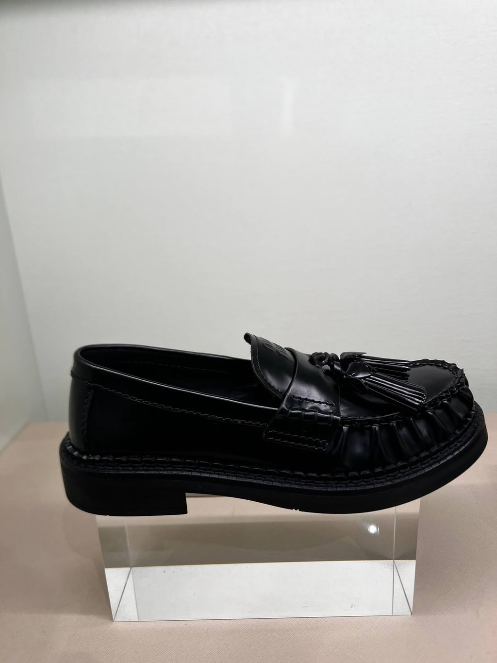 Leather Brogue Lace-up Shoes