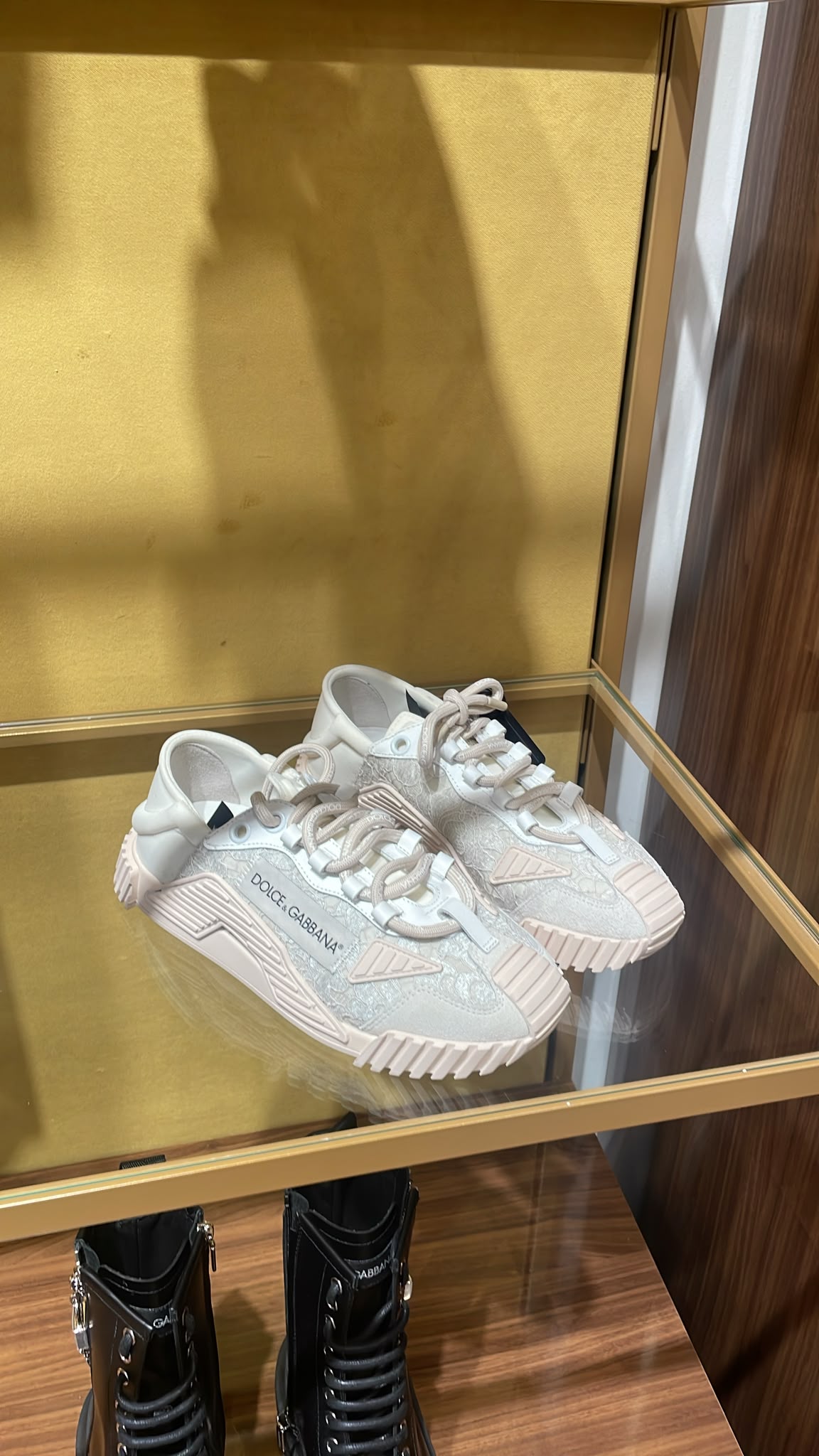 NS1 sneakers in lace and split leather
