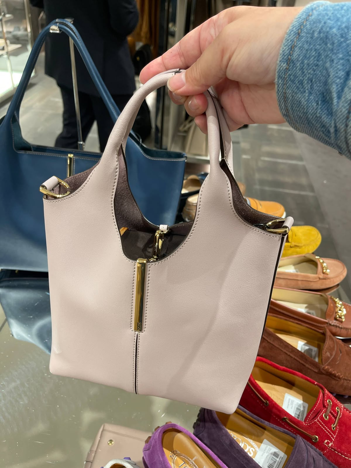 T Timeless Leather Tote Bag