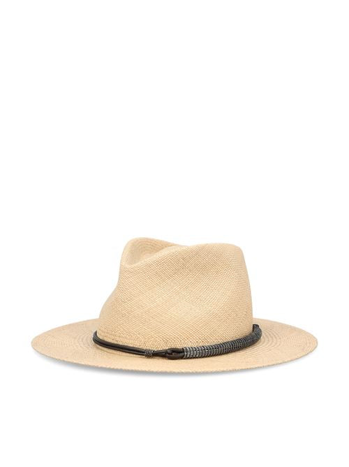 Cappello realizzato in paglia