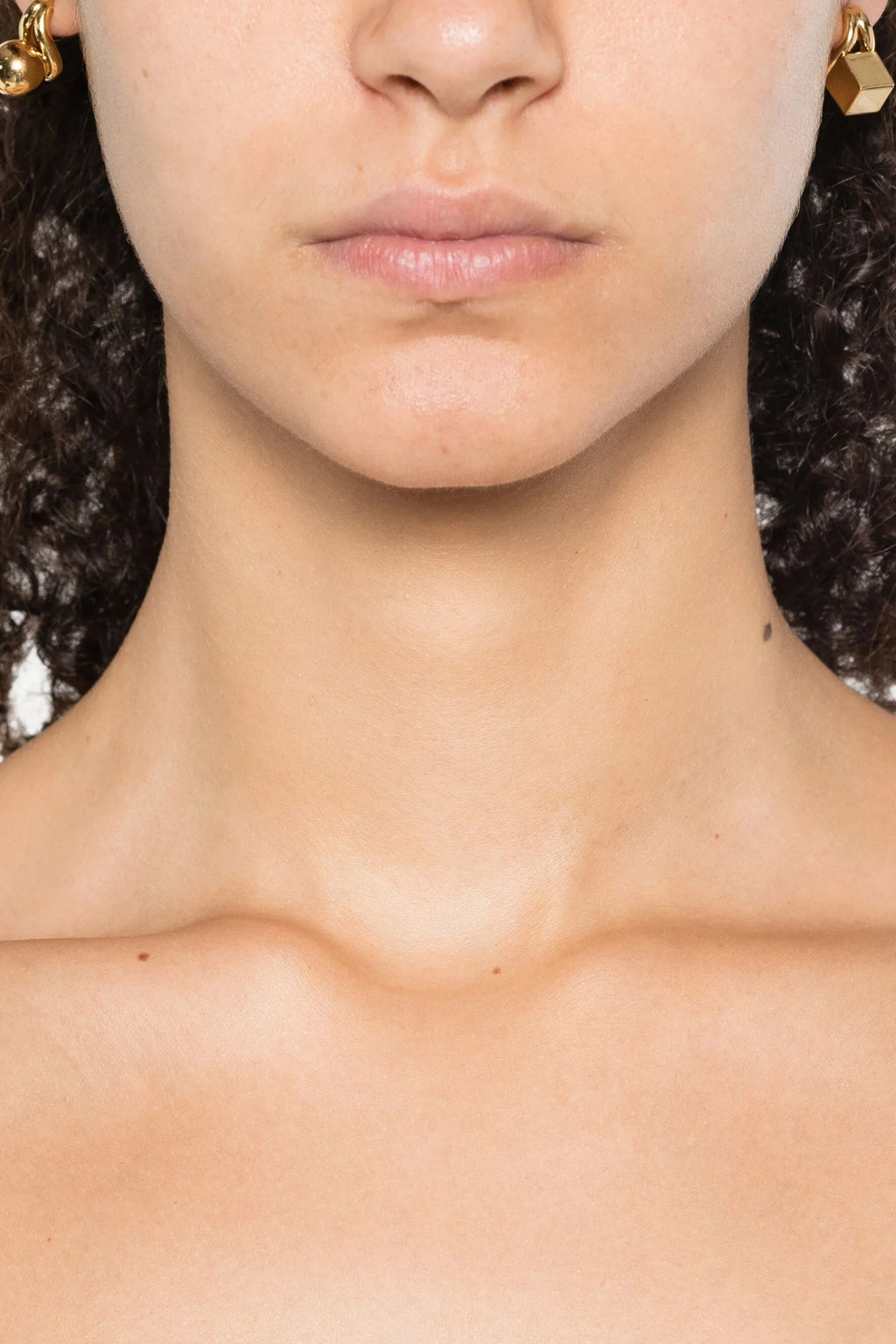 JACQUEMUS 'Les Puces Nodo' earrings For Women 100% brass