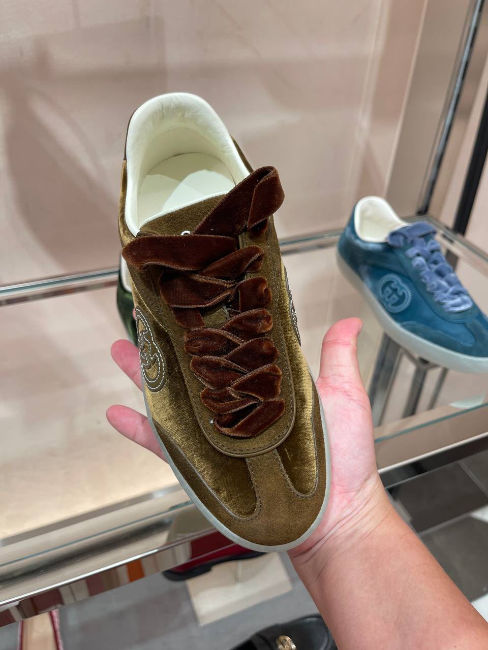 Basket Velvet Sneaker