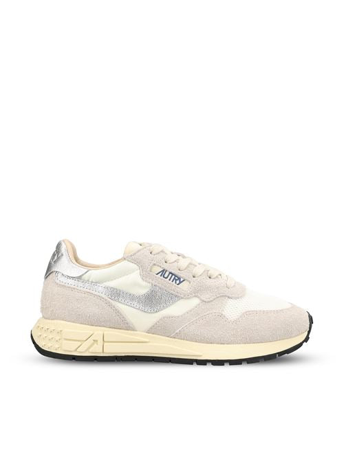Sneakers realizzate in suede e nylon