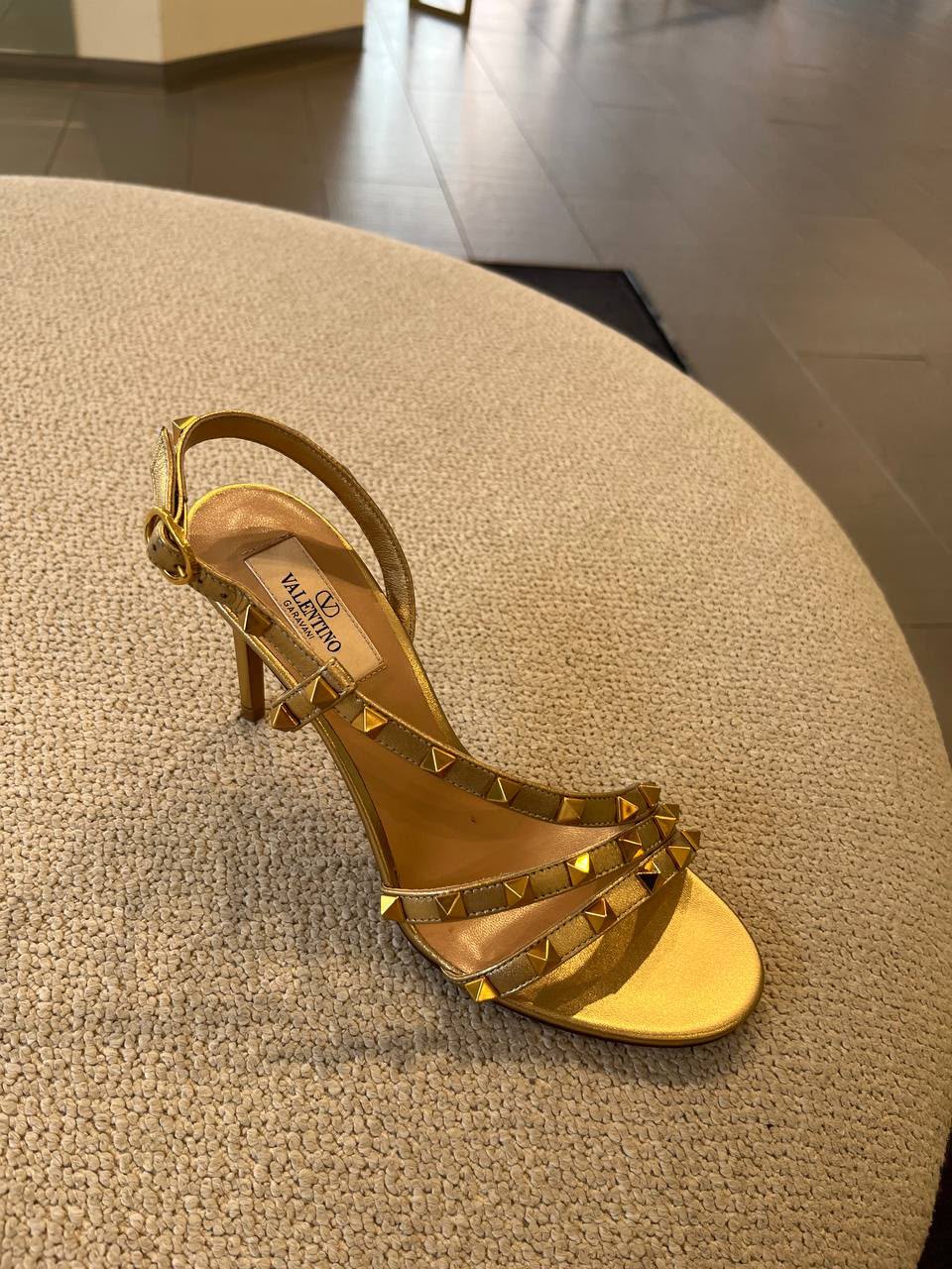 Rockstud Metallic Leather Slingback Sandal