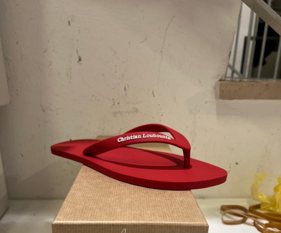 Loubi Flip Flops