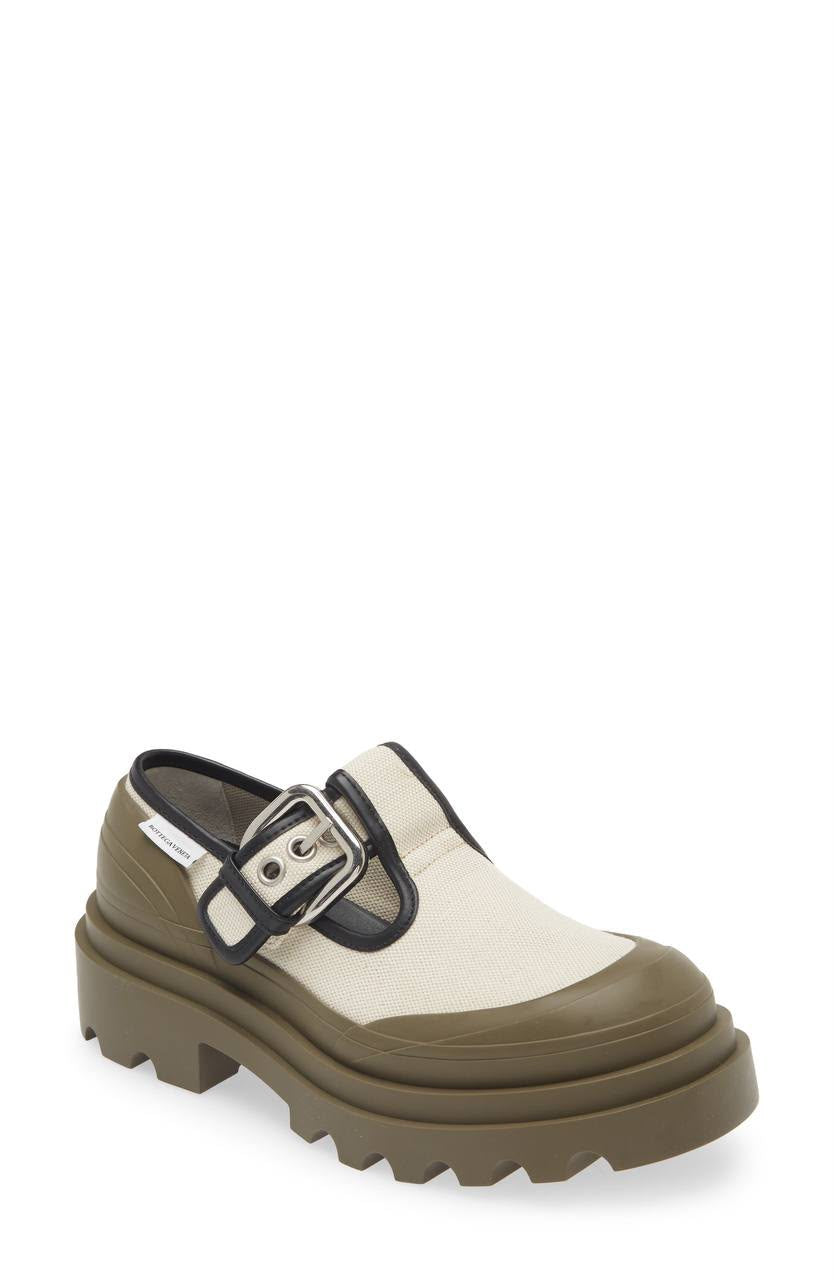 Flash Buckle Loafers