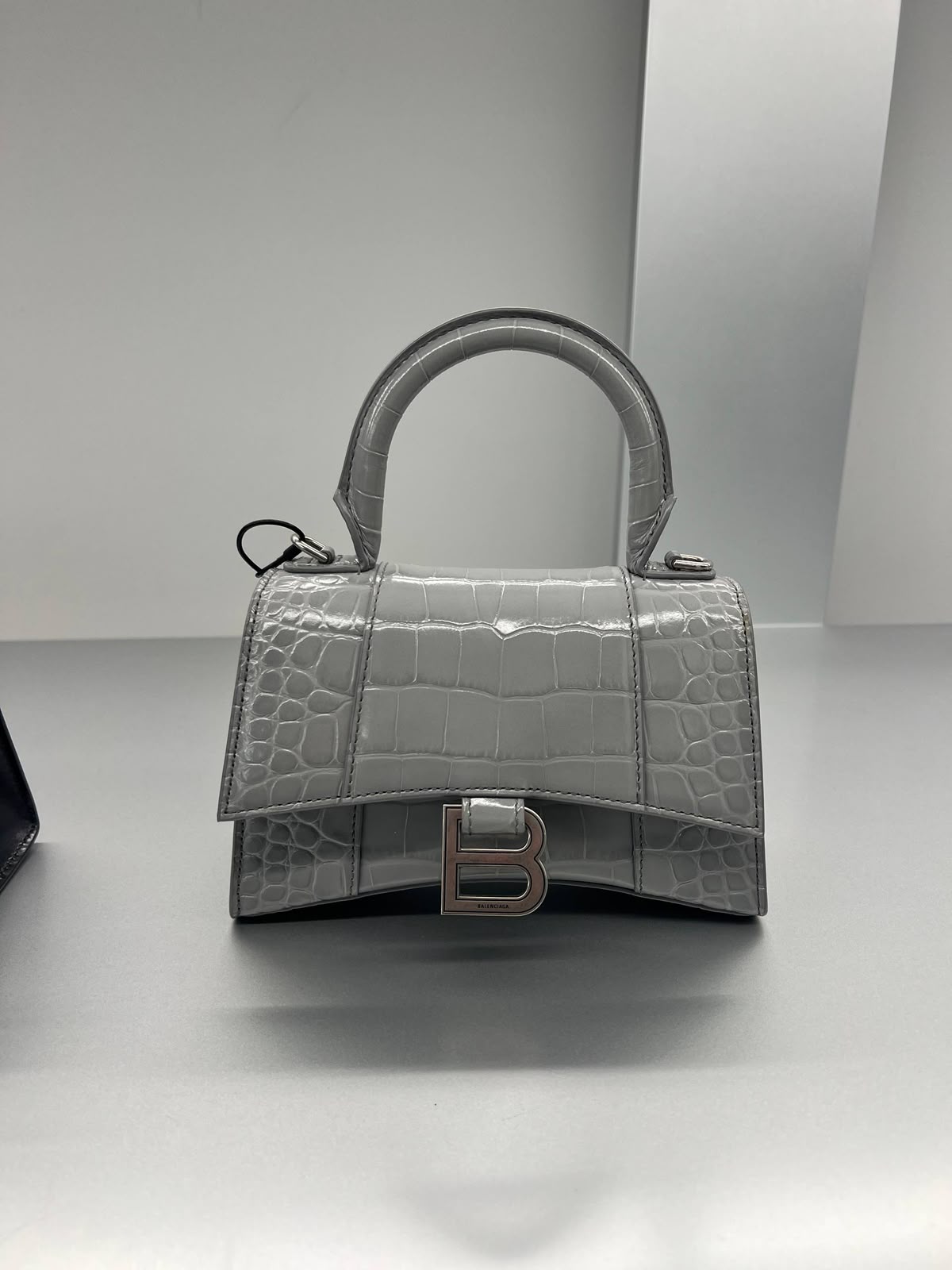 Hourglass Top Handle Bag