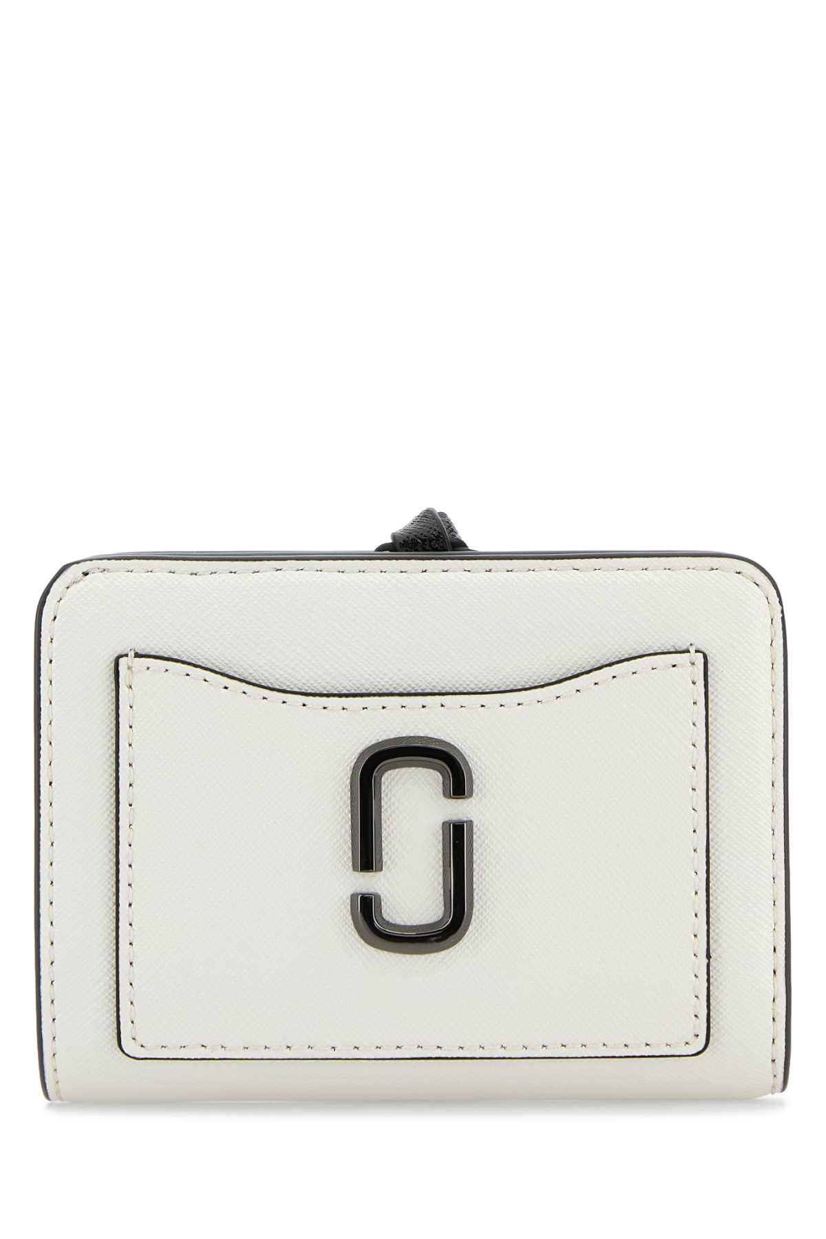 MARC JACOBS PORTAFOGLIO For Women Exterior: 100% Leather Finishing: Golden metal