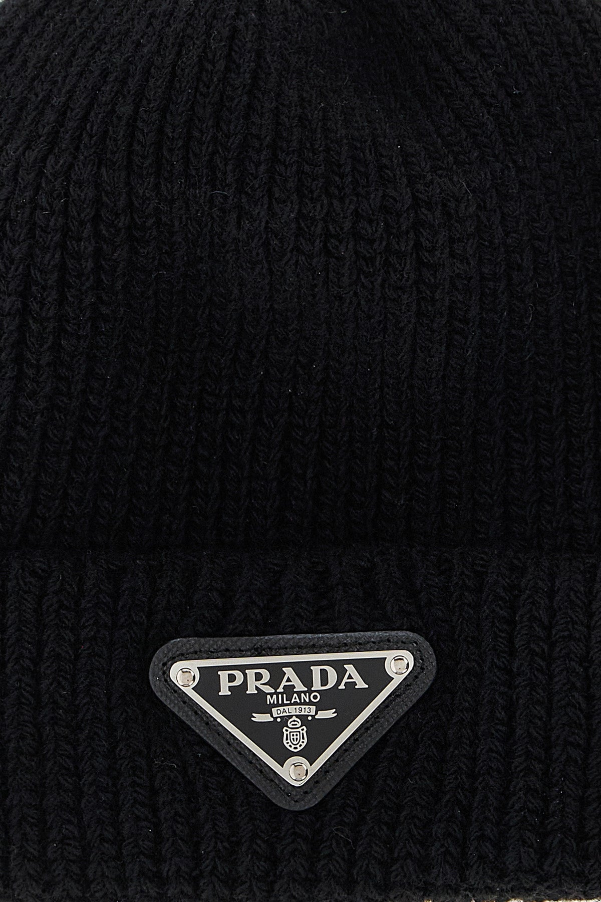 PRADA Logo beanie For Men 65% wo, 25% ws, 9% pa, 1% ea