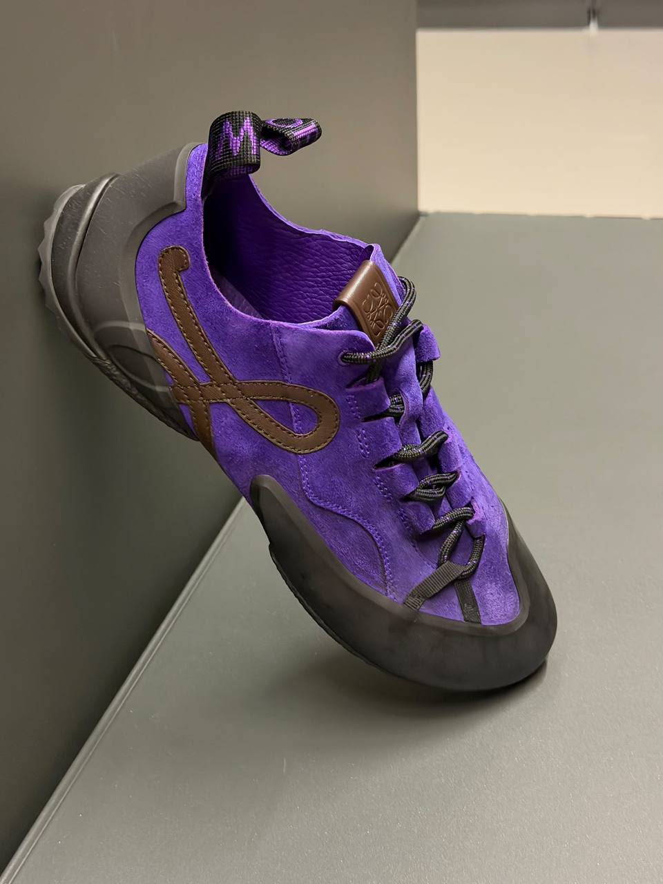 Terra Low-Top Sneaker