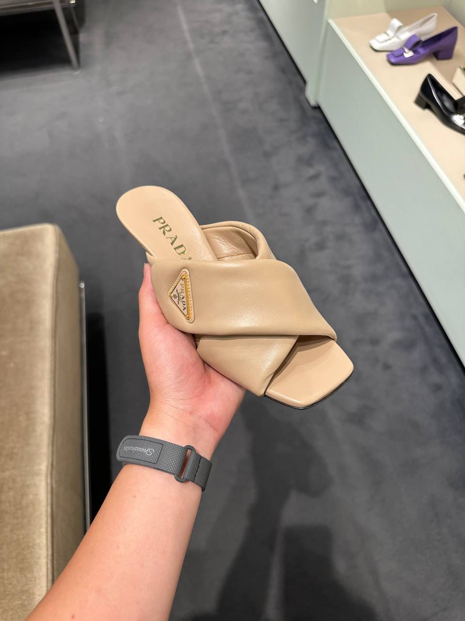 Nappa leather slides