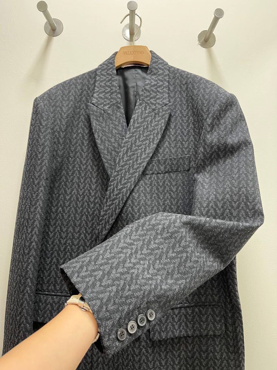 VLogo Signature Double-Breasted Blazer