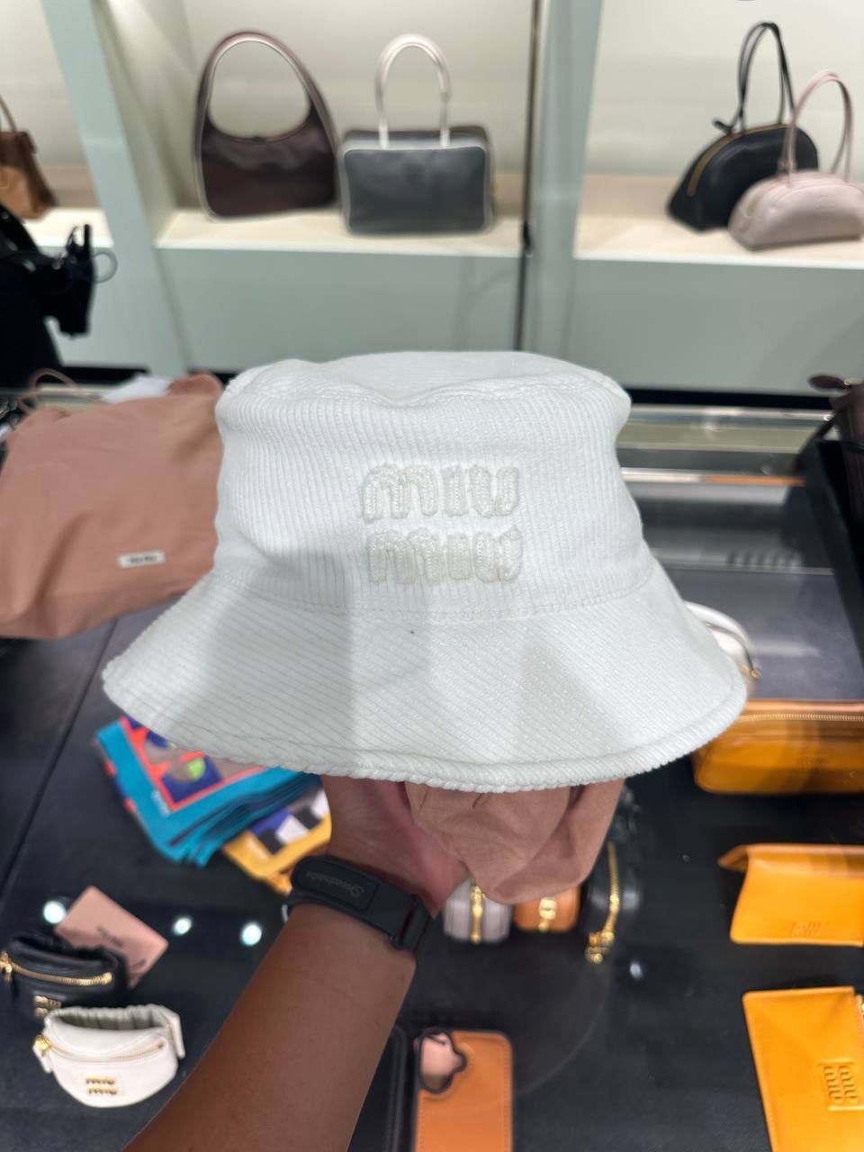 Corduroy bucket hat